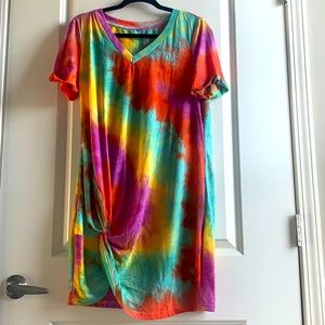 NWOT! Tie dye T-shirt knotted dress size XL